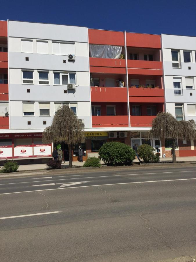 Marika Apartman Hajdúszoboszló Kültér fotó